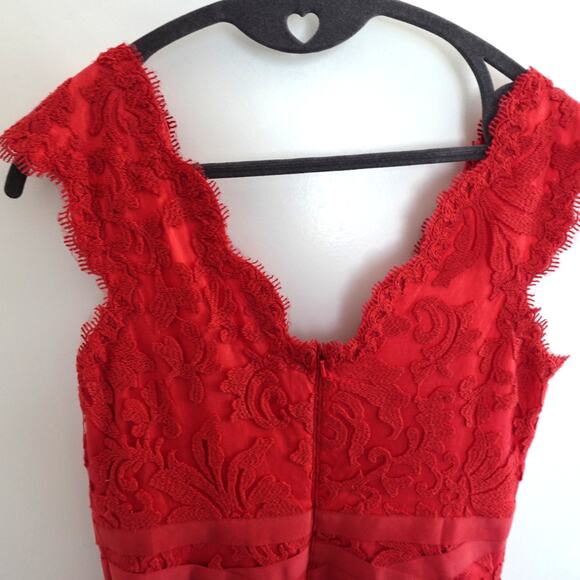 Tadashi Shoji Red Sleeveless Cocktail Lace Sheath Dress size 8 Party Evening - Picture 10 of 12
